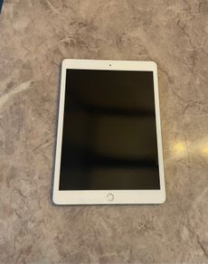 apple ipad 8