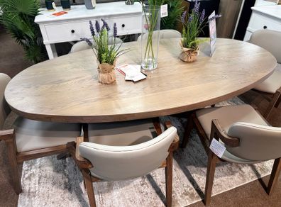200cm Oval Scandinavian Oak dining table, Like New