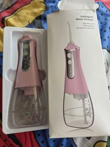 Intelligent water flosser