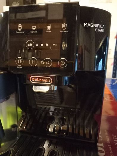 DeLonghi Magnifica Start Fully Automatic Coffee Machine - Black