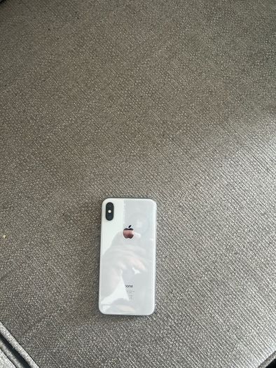 iPhone X