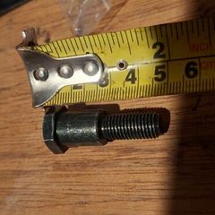 suzuki bandit stand bolt
