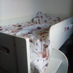 Midi bed