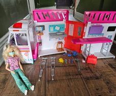 Barbie Ambulance