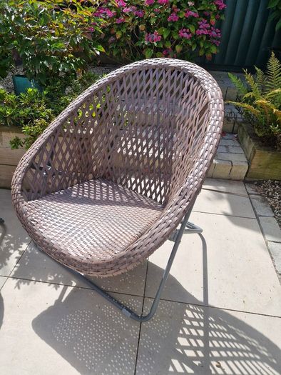 Rattan bistro set