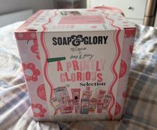 Soap and Glory Set