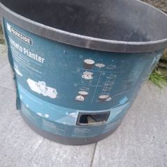 Tomato planter