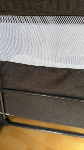 baby cot
