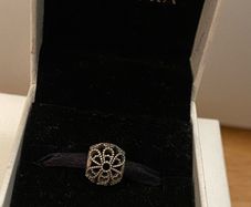 Pandora Roses Flower charm