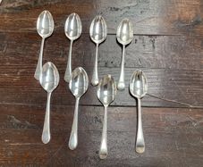 Set of 8 Vintage Silver Plated Dessert Spoons Old English Pattern