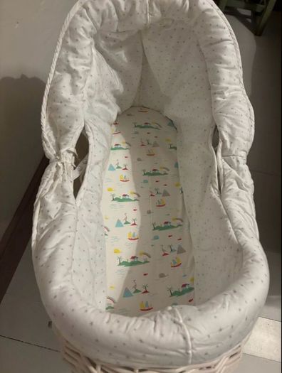 Mamas and Papas Moses Basket