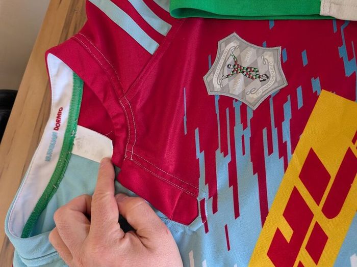 Harlequins adult 3xl damaged