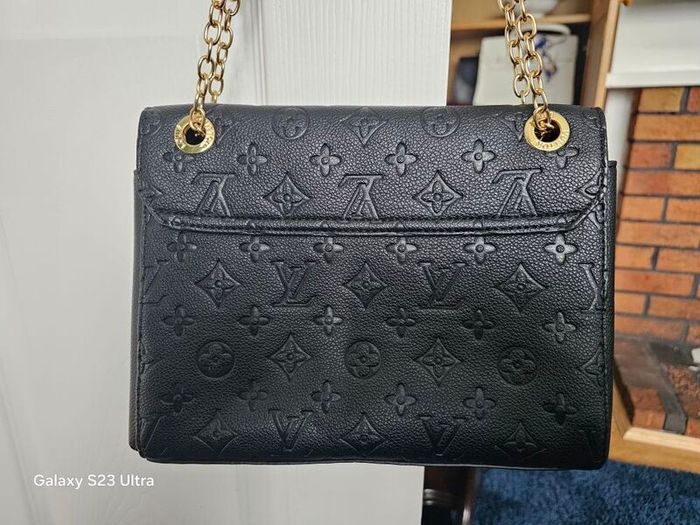 hand bag