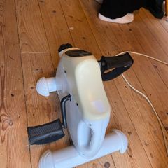 Crivit mini exercise bike