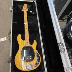 musicman sterling Ray 34
