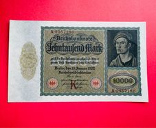 Germany  10000 Marks  1922   PICK. 70  VAMPIRE NOTE ( Uncirculated )