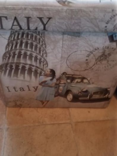 Italian Vintage Style Storage Cube