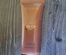 Sculpted by Aimee Body Glow shimmer