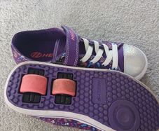 heelys