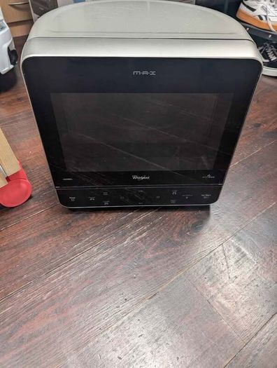 Whirlpool MAX 39S Compact Microwave with Grill