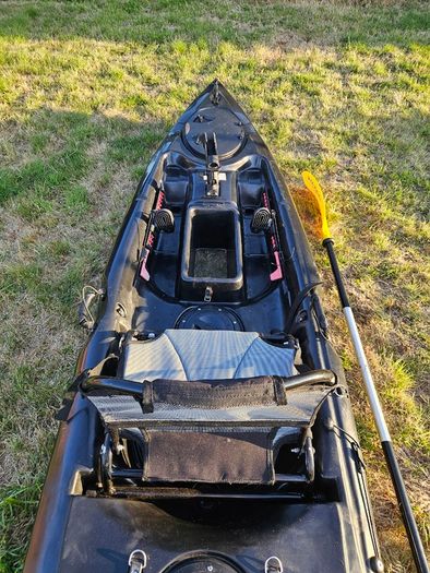 Fishing Kayak with seat and paddle - excellent condition