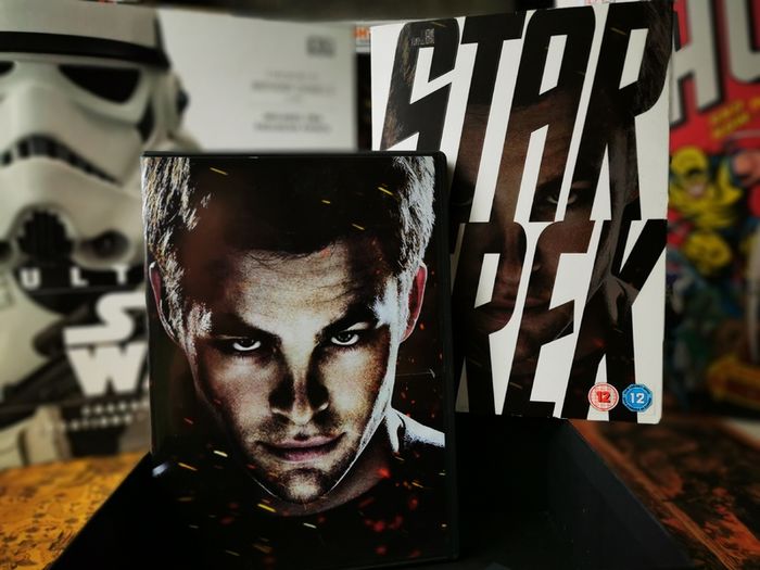 Star Trek ! DVD ! 2-Disc Special Edition ! with Slipcase ! 2009 ! Sci-Fi Movie !