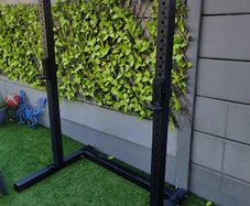 Squat rack