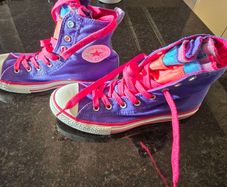 Converse size 4 worn a handful of times