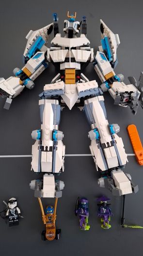 lego 71738 Zanes titan mech