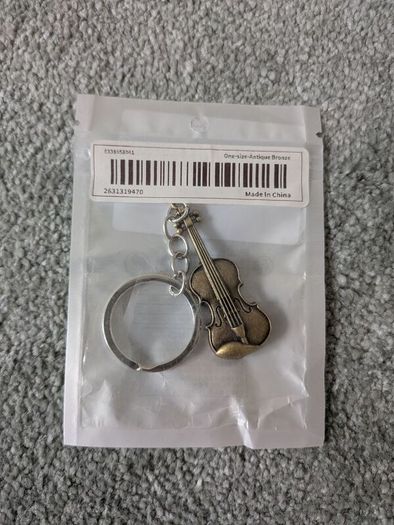 Violin keychain