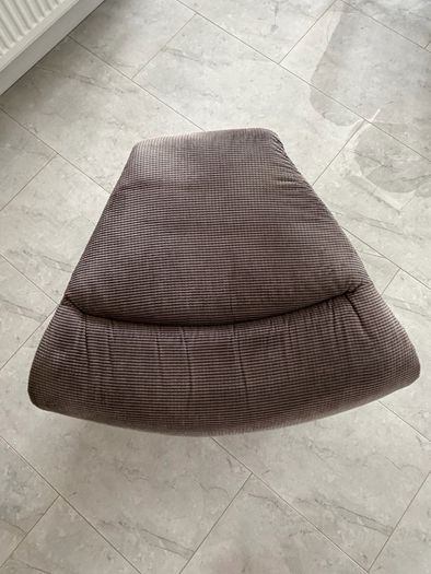 Footstool DFS