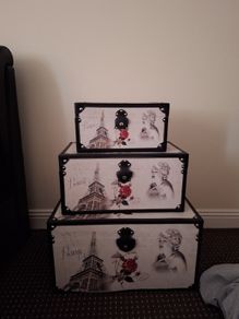 Marilyn monroe set of grey storage trunks x3