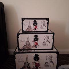Marilyn monroe set of grey storage trunks x3
