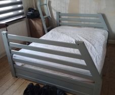 Triple bunk