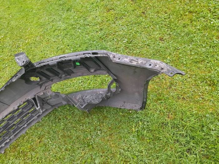 Genuine Skoda Octavia Front Bumper & Drivers Side Halogen Headlight