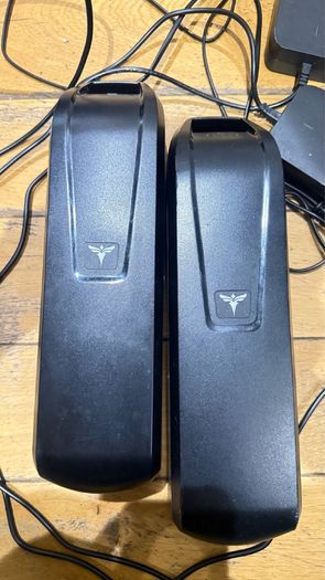 2 Batteries 2 Chargers