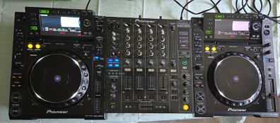 Cdj 2000 X 2 & Djm 800