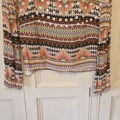 Guess top