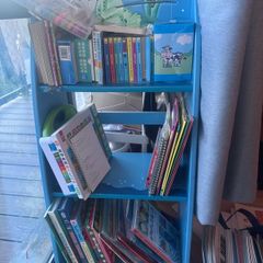 Kids book shelves