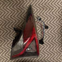Toyota Prius 2016 - 2018 Rear Tail Boot Light Lamp Passenger Side