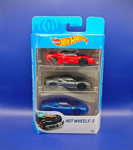 Hot Wheels custom 3pack Ferrari SF90 Straddle.