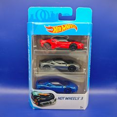 Hot Wheels custom 3pack Ferrari SF90 Straddle.