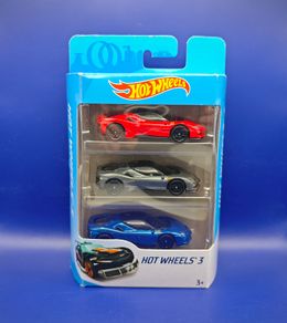 Hot Wheels custom 3pack Ferrari SF90 Straddle.