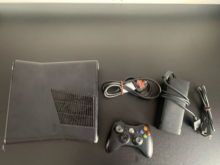 Xbox 360 Slim 250gb