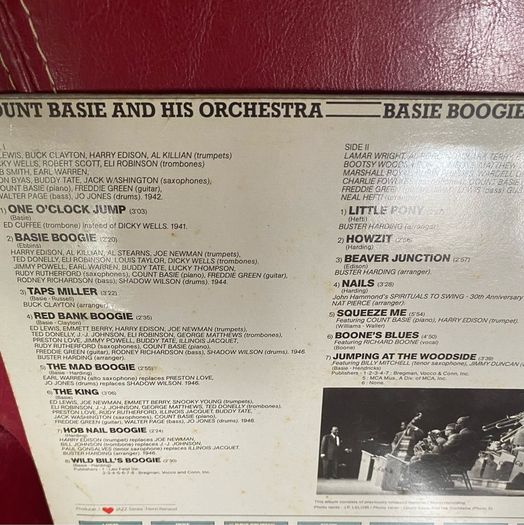 Vintage Vinyls- Jazz & Blues
