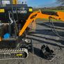 1.2 ton and 2.5 ton Excavators. Image 7
