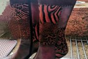Women's Boot's Burgandy n Animal Print Size 40