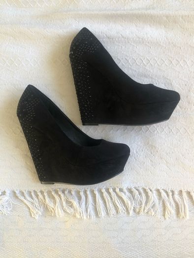Dorothy Perkins wages