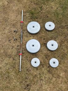35kg Weights with 5ft Barbell and clips