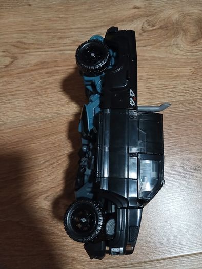 Transformer Ironhide